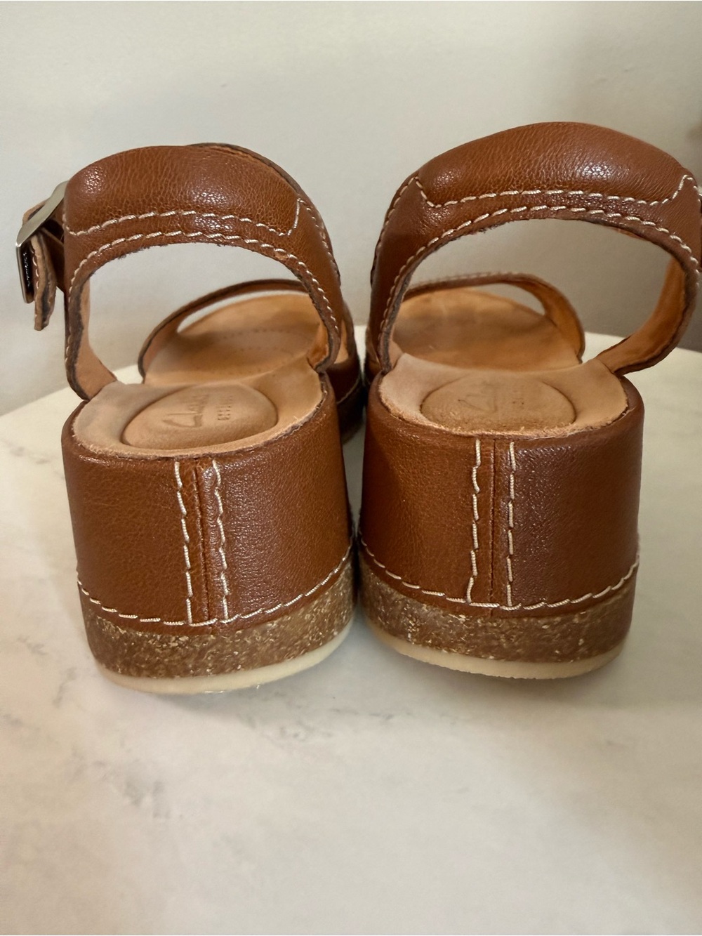 EUC Clarks Kassanda Lily Sandals Size 5.5 Med - Picture 9 of 11